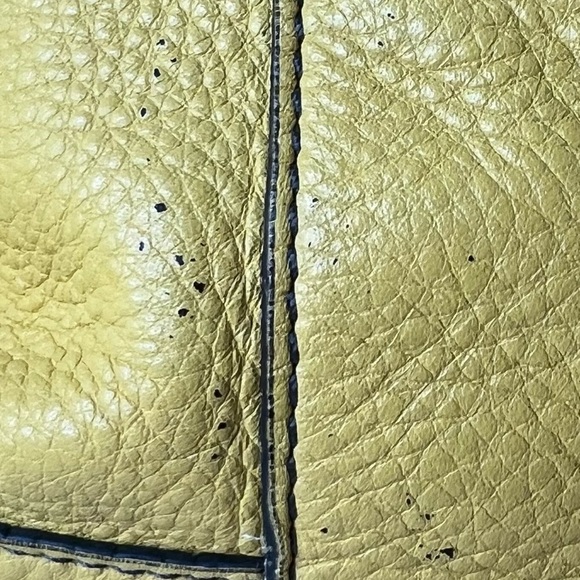 MCM Yellow Leather Silver Studded Zip Satchel/Handbag!! RARE!! ☀️💛 - Picture 16 of 16